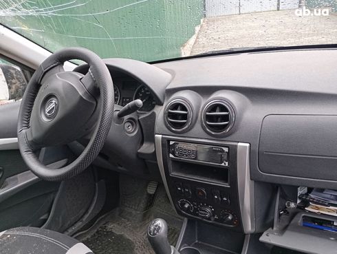 Nissan Almera 2016 - фото 7