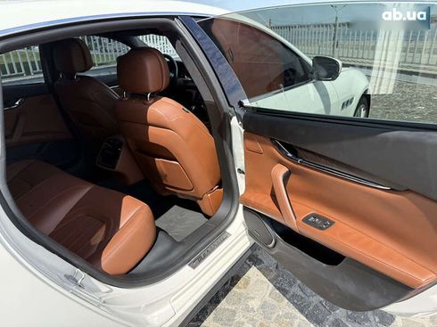 Maserati Quattroporte 2017 - фото 29