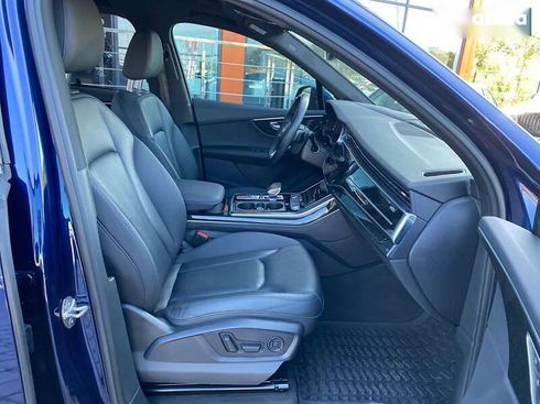 Audi Q7 2021 - фото 27