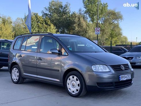 Volkswagen Touran 2003 - фото 5