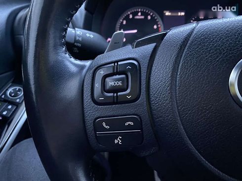 Lexus IS 2021 - фото 19