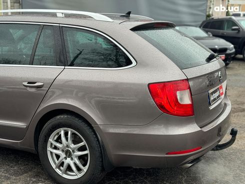 Skoda Superb 2010 фиолетовый - фото 17