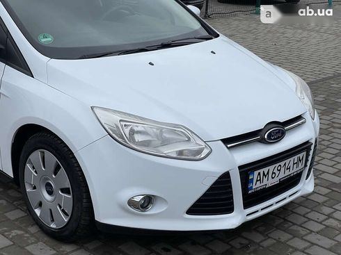 Ford Focus 2014 - фото 15