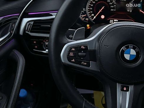BMW 5 серия 2018 - фото 12