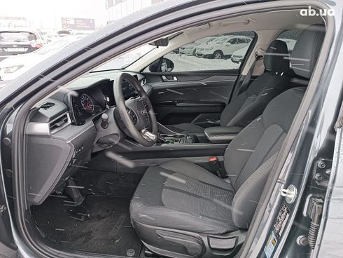 Kia K5 2020 серый - фото 29