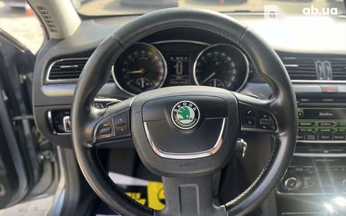 Skoda Superb 2011 - фото 10