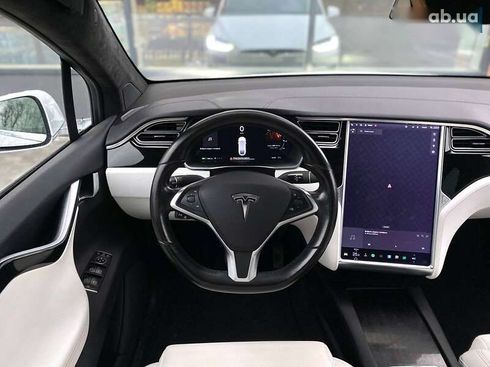 Tesla Model X 2017 - фото 27