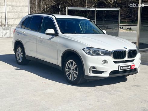 BMW X5 2017 белый - фото 3