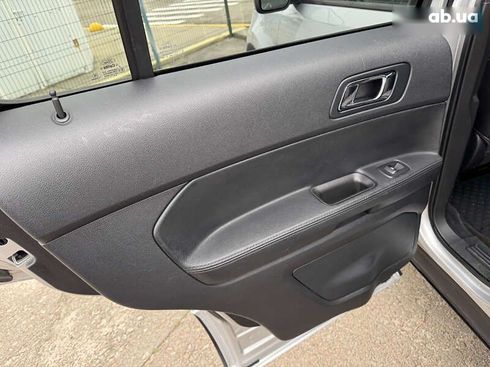 Ford Explorer 2018 - фото 24