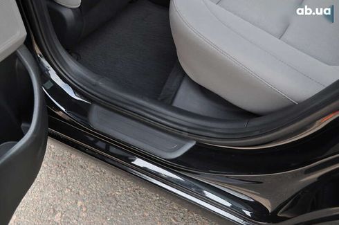 Hyundai Elantra 2017 - фото 30