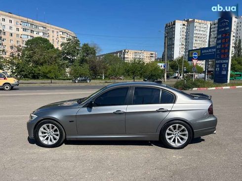 BMW 3 серия 2010 - фото 7