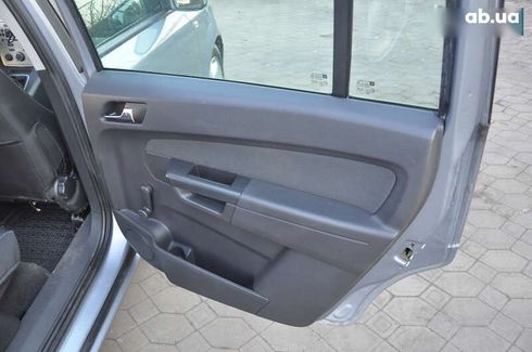 Opel Zafira 2008 - фото 21