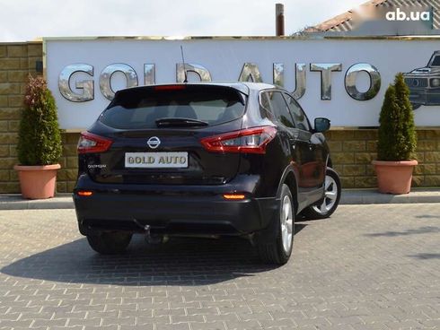 Nissan Qashqai 2018 - фото 12