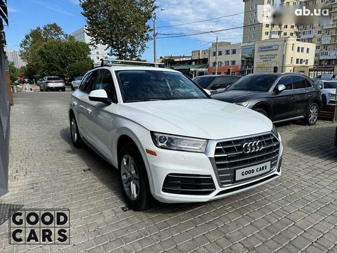 Audi Q5 2017 - фото 6