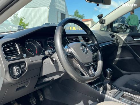 Volkswagen Golf 2015 белый - фото 17