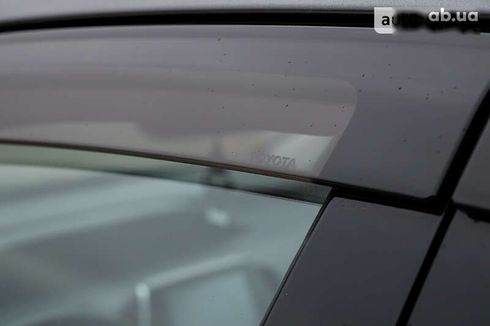 Toyota Prius 2017 - фото 17