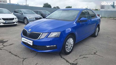 Skoda Octavia 2019 - фото 11