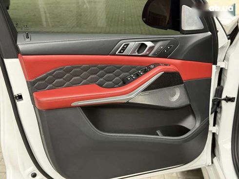 BMW X5 M 2021 - фото 22