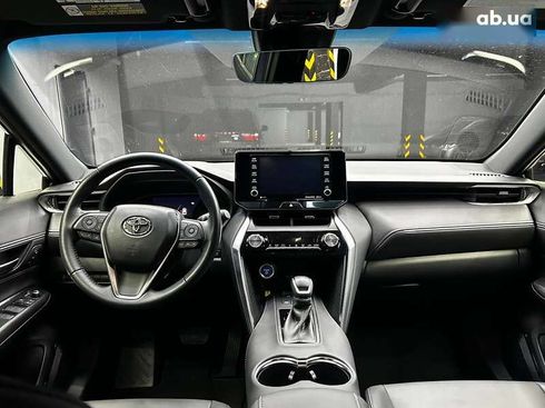 Toyota Venza 2022 - фото 16