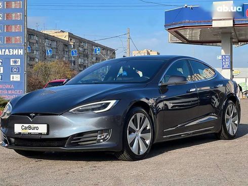 Tesla Model S 2020 - фото 8