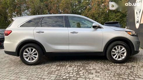 Kia Sorento 2019 - фото 9