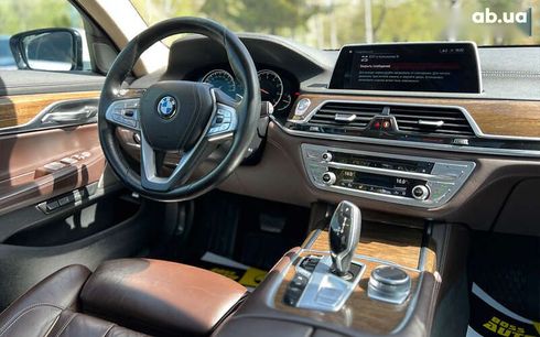 BMW 7 серия 2015 - фото 18
