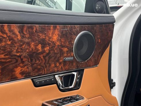 Jaguar XJ 2017 белый - фото 49
