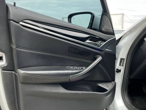 BMW 5 серия 2019 серый - фото 15