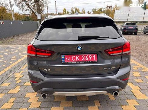 BMW X1 2021 - фото 8
