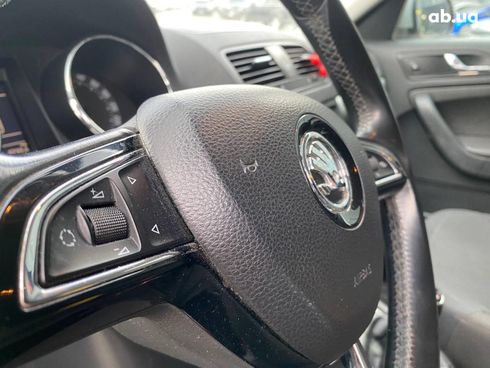 Skoda Yeti 2014 красный - фото 17