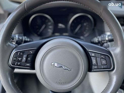Jaguar XF 2016 - фото 14