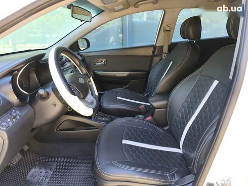 Kia Rio 2012 - фото 9