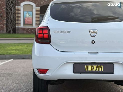 Dacia Sandero 2018 - фото 16