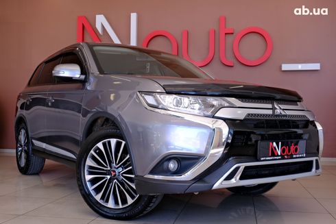 Mitsubishi Outlander 2019 серый - фото 4