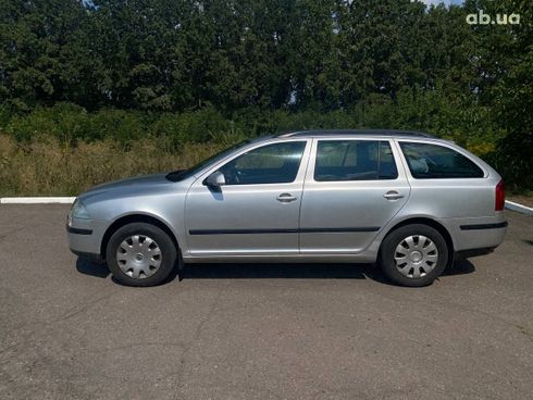 Skoda Octavia 2006 серебристый - фото 3