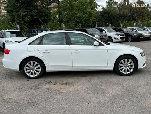 Audi A4 2012 белый - фото 7