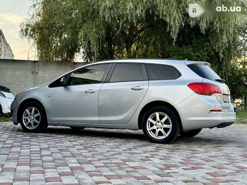 Opel Astra 2013 - фото 9