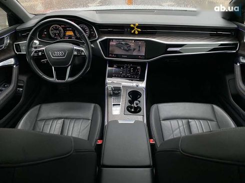 Audi A7 2021 - фото 30