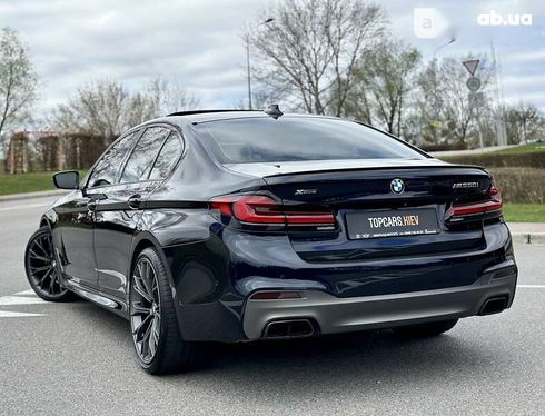 BMW 5 серия 2018 - фото 12