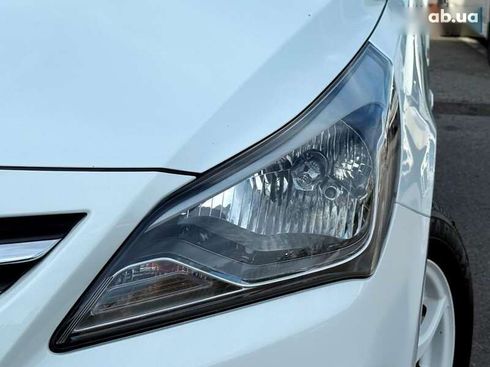 Hyundai Solaris 2016 - фото 15