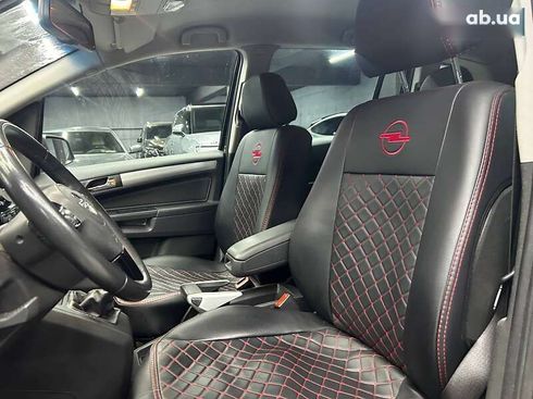 Opel Zafira 2010 - фото 9