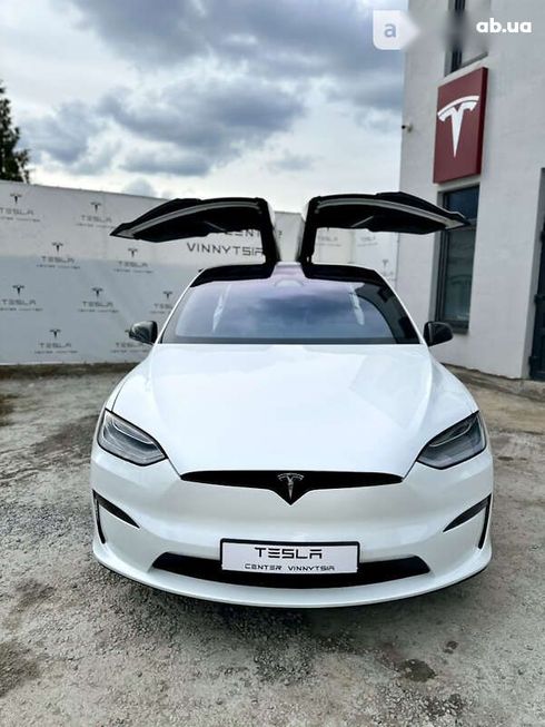 Tesla Model X 2021 - фото 18