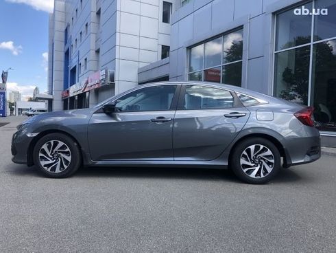 Honda Civic 2017 - фото 7