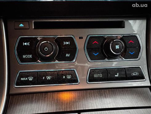 Jaguar XF 2013 белый - фото 38