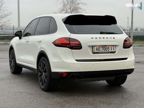 Porsche Cayenne 2011 - фото 7