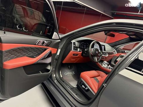 BMW X6 M 2022 - фото 23
