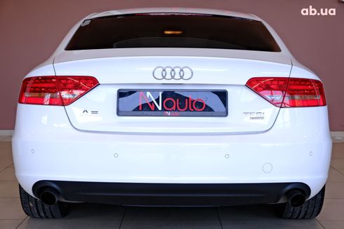 Audi A5 2010 белый - фото 6
