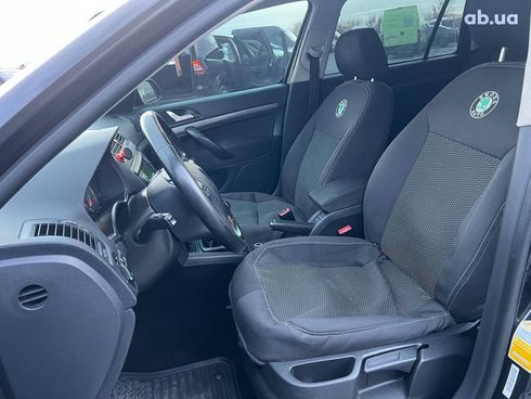 Skoda Octavia 2008 черный - фото 17