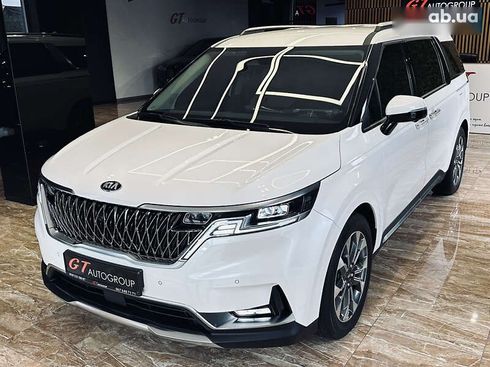 Kia Carnival 2021 - фото 16