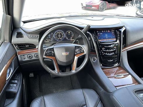 Cadillac Escalade 2014 - фото 12